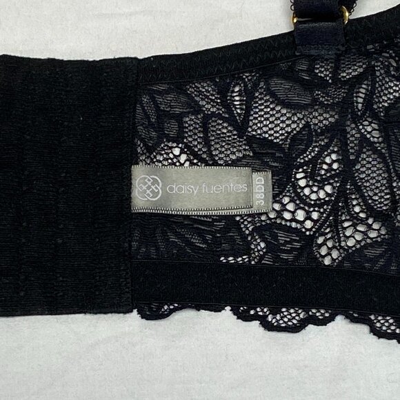 Daisy Fuentes Lace Long Line Hearts on Black Padded Underwire Bra Black Red 38DD - Picture 12 of 13